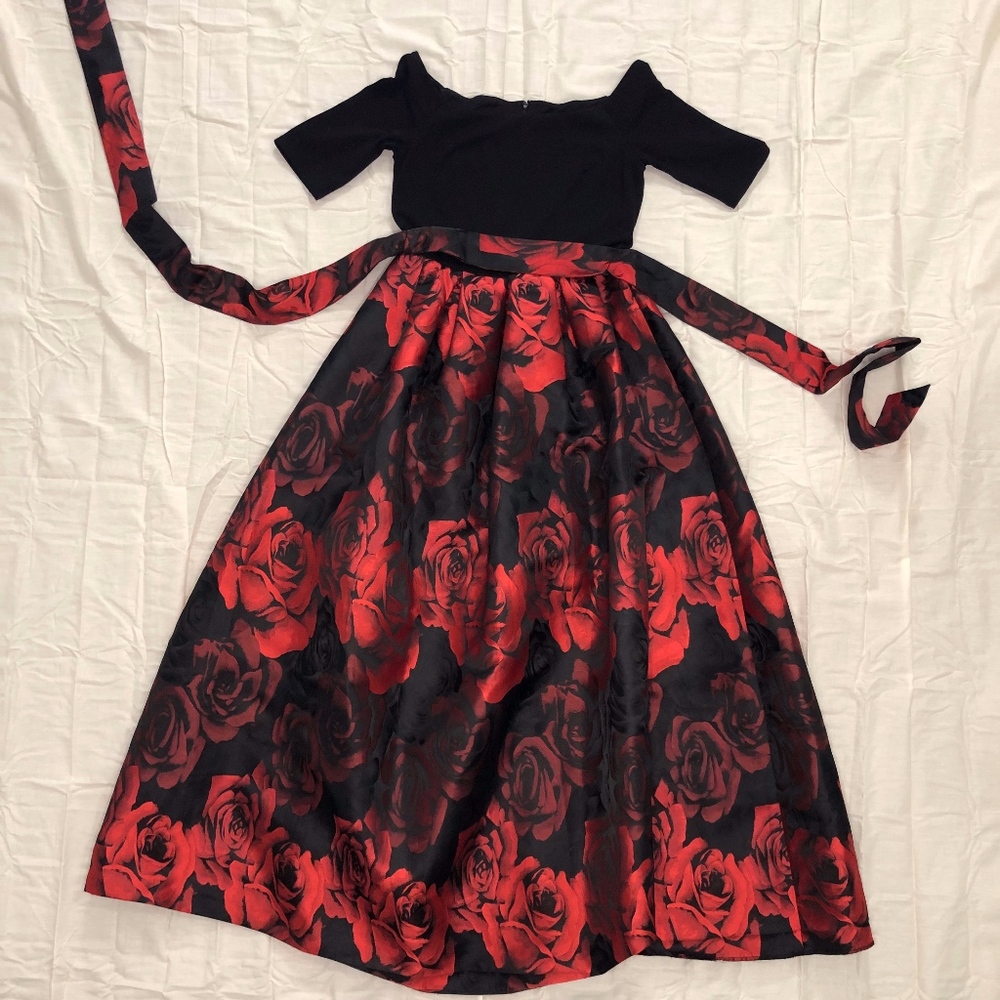 Jessica Howard Off the Shoulder Gown